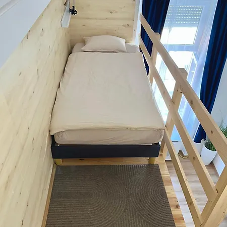 Esther Downtown Apartman- With Ac& 5 Beds アパート ブダペスト