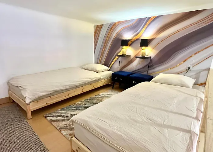 Esther Downtown Apartman- With Ac& 5 Beds Apartament *